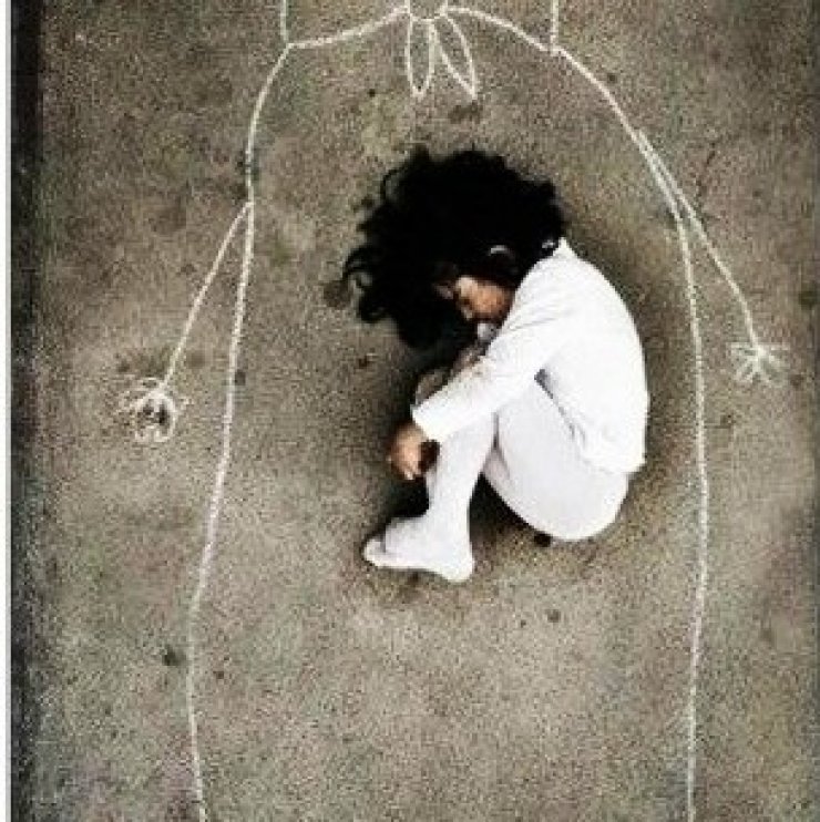 H φωτογραφία με το κοριτσάκι που συγκλονίζει