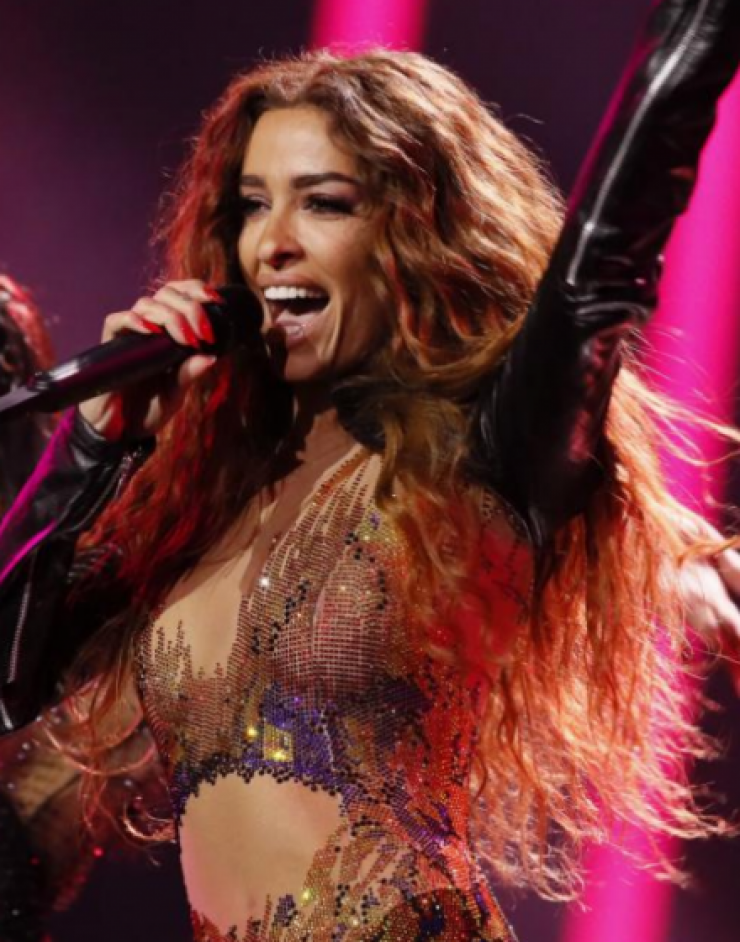 Απίστευτο αλλά συμβαίνει στους δρόμους της Λισαβόνας! Η Ελένη Φουρέιρα έγινε κούκλα και το αποτέλεσμα είναι εντυπωσιακό