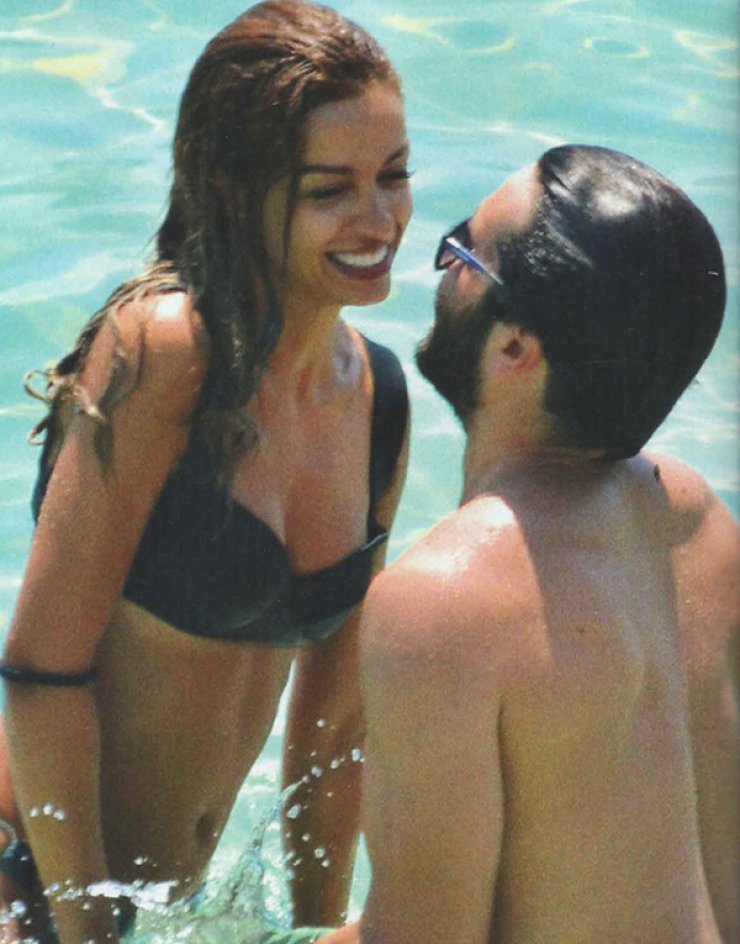 Ελένη Φουρέιρα: Τα ερωτικά παιχνίδια στην θάλασσα με τον σύντροφό της!