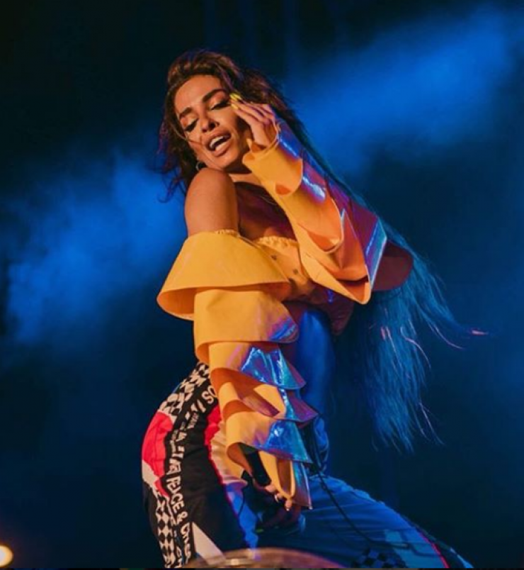 Ελένη Φουρέιρα: Φόρεσε στρινγκ μαγιό και πόζαρε topless! [εικόνες]