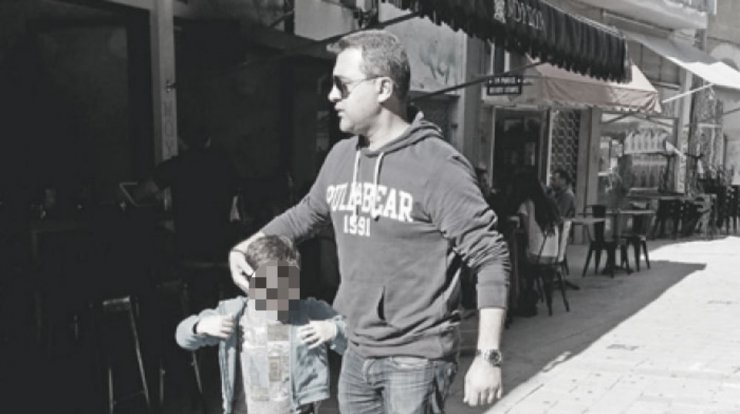 Λουκάς Φουρλάς: Η καθημερινότητά του με τον γιο του Ιάσονα μετά την εκλογή του στην Ευρωβουλή!