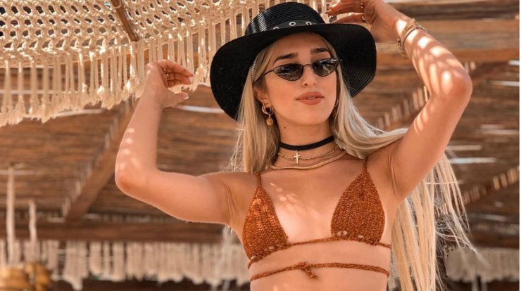 Η Άνδρεανα Φραγκούδη φόρεσε το μαγιό της με τον πιο στιλάτο τρόπο