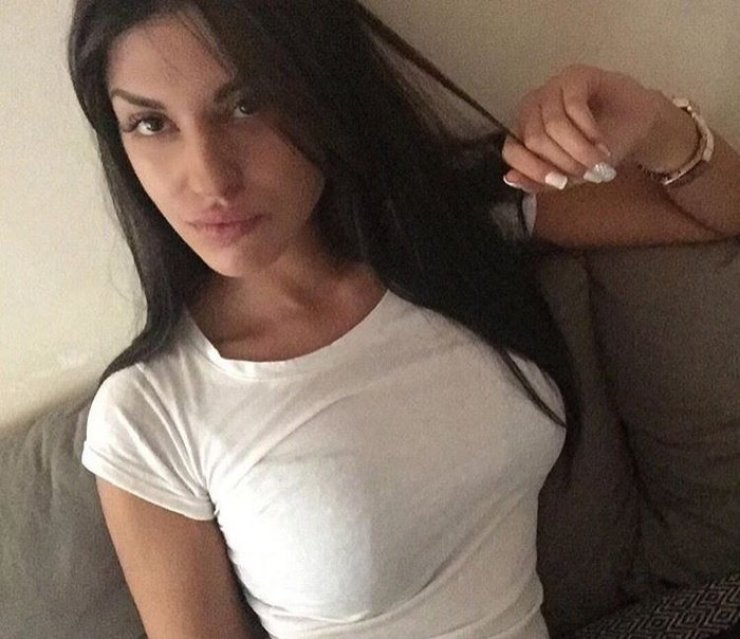 Αποκάλυψη σοκ δια στόματος του γιατρού της 21χρονη Φρόσως: "Την έσωσε ο Παντελής με το σώμα του"