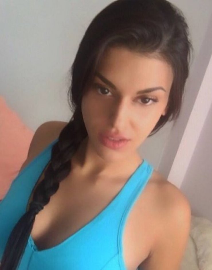 Φρόσω Κυριάκου: Η selfie με το φίλο της και η ανύπαρκτη ζώνη ασφαλείας!