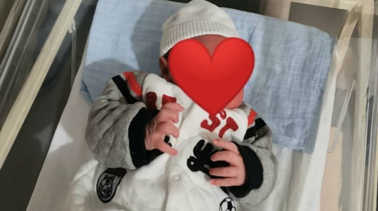 Κύπρια ηθοποιός και ο ποδοσφαιριστής σύντροφός της έγιναν γονείς!