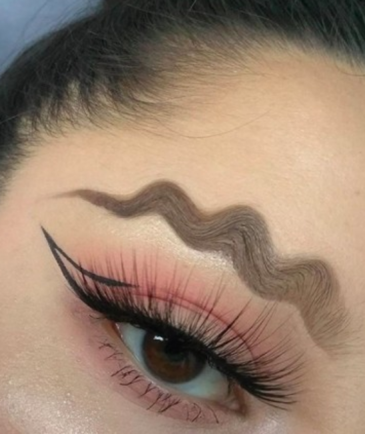 Είναι αυτό το νέο trend στα φρύδια;