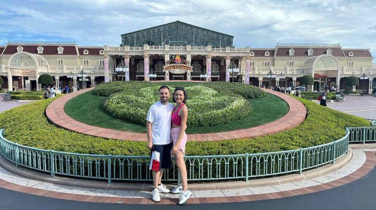 Γαβριέλλα Ζάρτηλα – Γιώργος Μιχαήλ: Το φωτογραφικό άλμπουμ των διακοπών τους στην Ιαπωνία