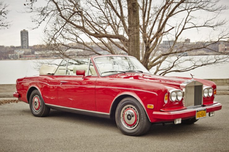 Αυτό είναι το αυτοκίνητο της Lady Gaga που πουλιέται [εικόνες]