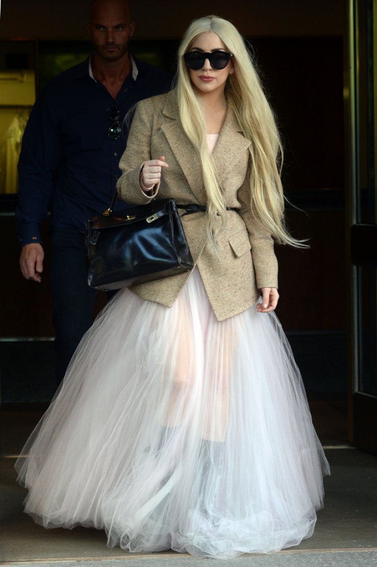 Παντρεύτηκε η Lady Gaga; [εικόνες]