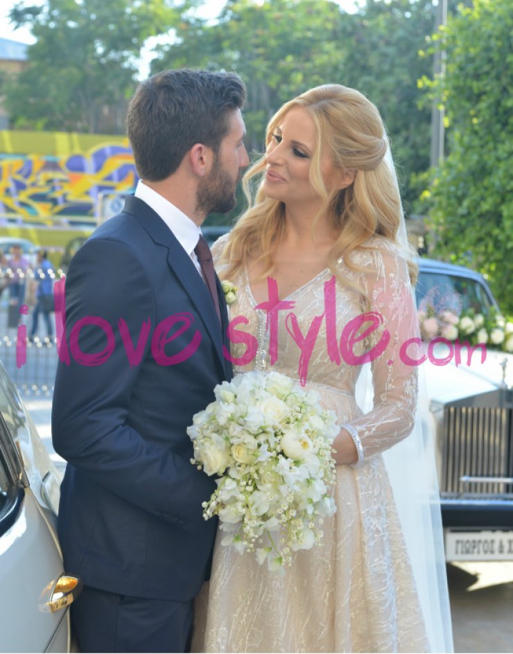 Οι συγκινητικές δηλώσεις στην κάμερα της οικογένειας και των φίλων της Χριστιάνας Αριστοτέλους από το πατρικό της σπίτι!