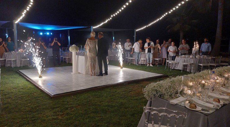 Ο romantic chic γάμος fashion girl του νησιού στην Πάφο [εικόνες & βίντεο]