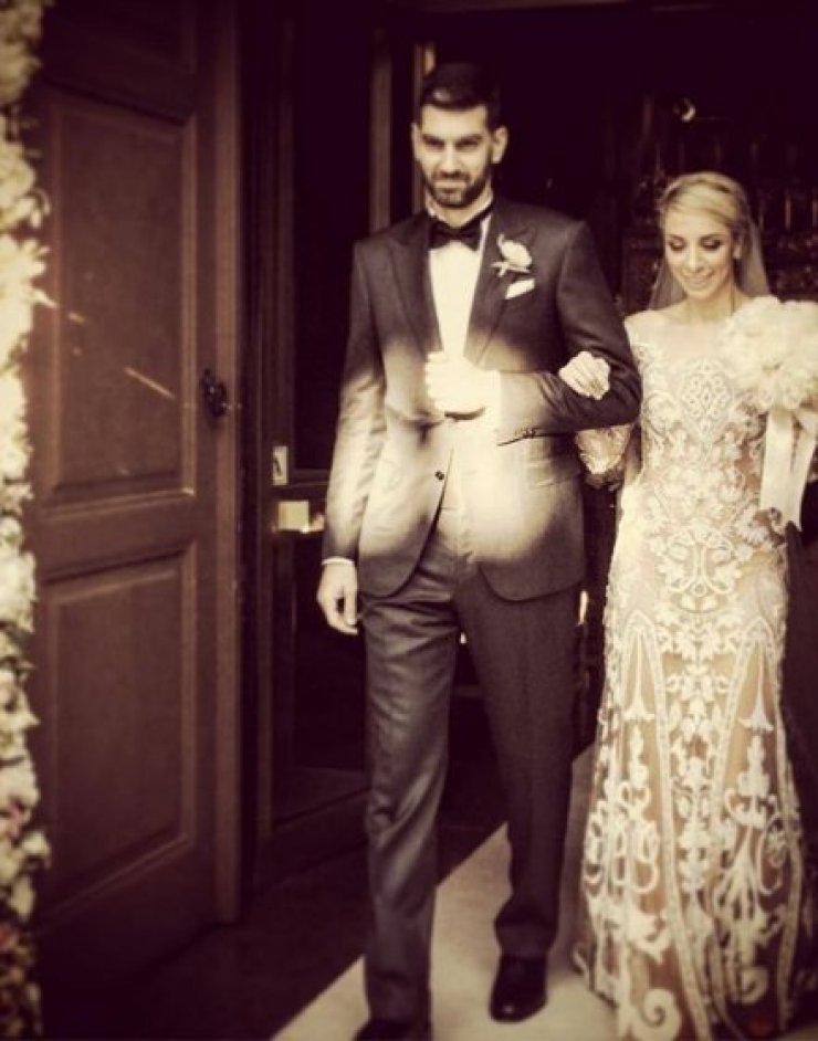 Ήβη Κυπριανού – Αλέξης Ζαχαρίου: Έτσι γιόρτασαν την πρώτη επέτειο του γάμου τους!