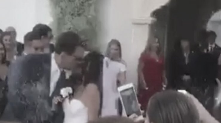 Ο γάμος στις Σπέτσες που συγκέντρωσε εκπροσώπους της κοσμικής ζωής του νησιού μας! 