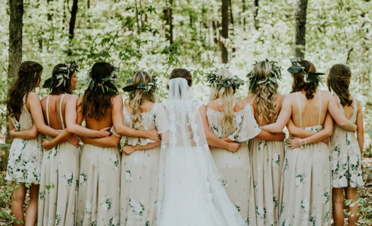 Αυτό είναι το trend για τις κουμπάρες σε γάμους για το 2017!