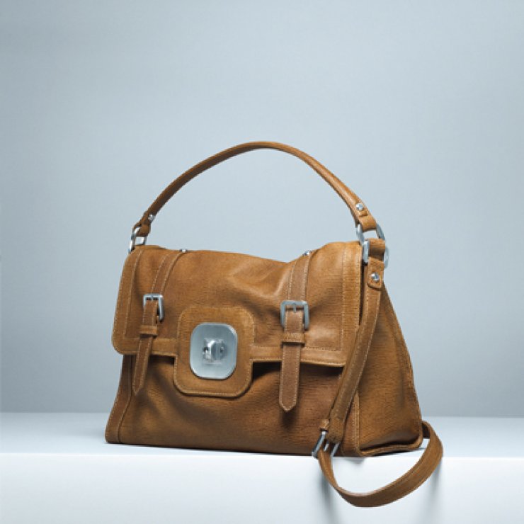 Λιτή και απέριττη 