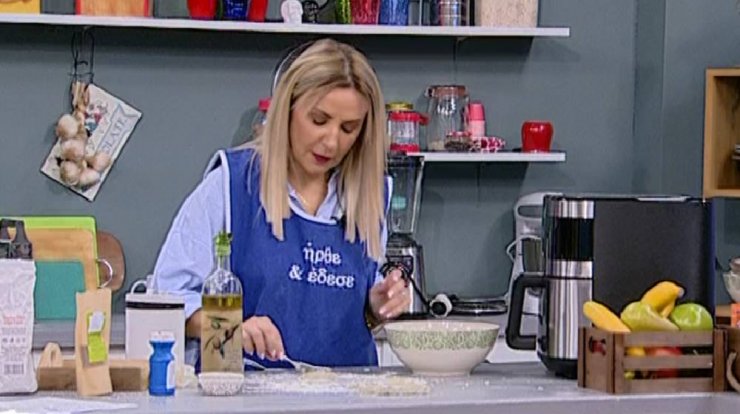 Η Γιώτα Δαμιανού έφτιαξε τα πιο γευστικά και εύκολα bao buns [βίντεο]