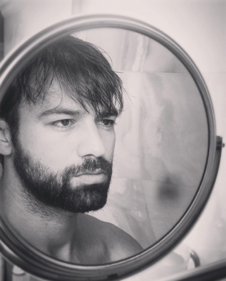 Η φωτογραφία που τρέλανε τις θαυμάστριές του! Ο Ανδρέας Γεωργίου αγκαλιά με…