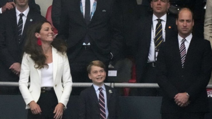 Οι έξαλλοι πανηγυρισμοί του Πρίγκιπα George στις κερκίδες του γηπέδου! [εικόνες]