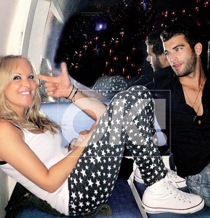 Nαταλία Γερμανού - Μάνος Ιωάννου: Νέες φωτό του ερωτευμένου ζευγαριού στη Σαντορίνη