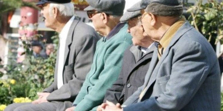 Eurostat: Σε Ιταλία-Ελλάδα τα υψηλότερα ποσοστά ηλικιωμένων 