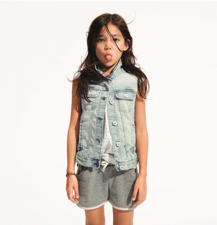 Το Gap γιορτάζει την παιδικότητα