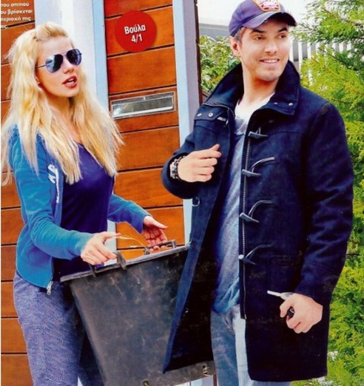 Ζέτα Μακρυπούλια και Μιχάλη Χατζηγιάννη φτιάχνουν τον κήπο τους!