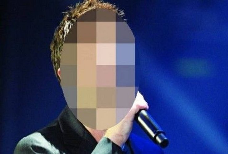 Χώρισε με την επί χρόνια σύντροφο του γνωστός Έλληνας τραγουδιστής