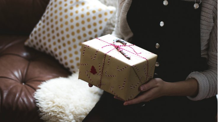 Έξι κανόνες που πρέπει να γνωρίζεις πριν αγοράσεις δώρο στον αγαπημένο σου