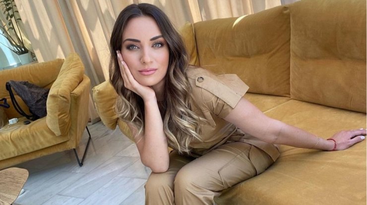 Η Τζώρτζια Παναγή σε ρόλο τραγουδίστριας με δικό της videoclip  [βίντεο]