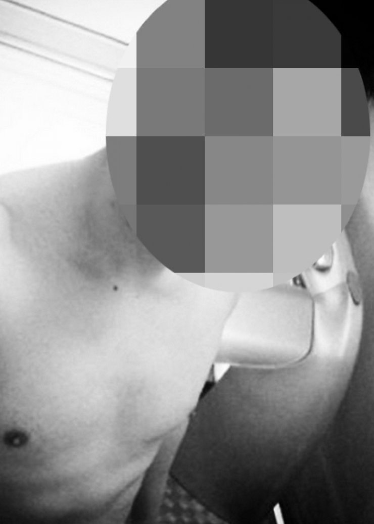 Ποιος αγαπημένος τραγουδιστής ανέβασε αυτή τη σέξι  selfie στο Instagram;