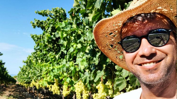 Ανδρέας Γιόρτσιος: Η selfie δίπλα στο πλευρό της μητέρας του [εικόνα]