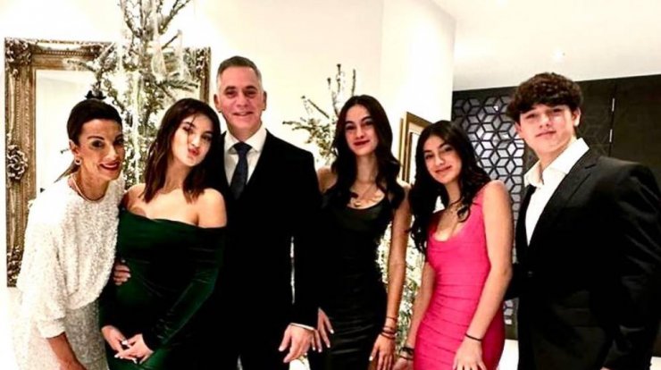 Γιώτα Παπαδοπούλου: Το χριστουγεννιάτικο στοιχείο στη διακόσμηση που αφορά στα 4 παιδιά της