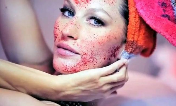 Η Gisele μάτωσε -στην κυριολεξία- για μια φωτογράφηση!