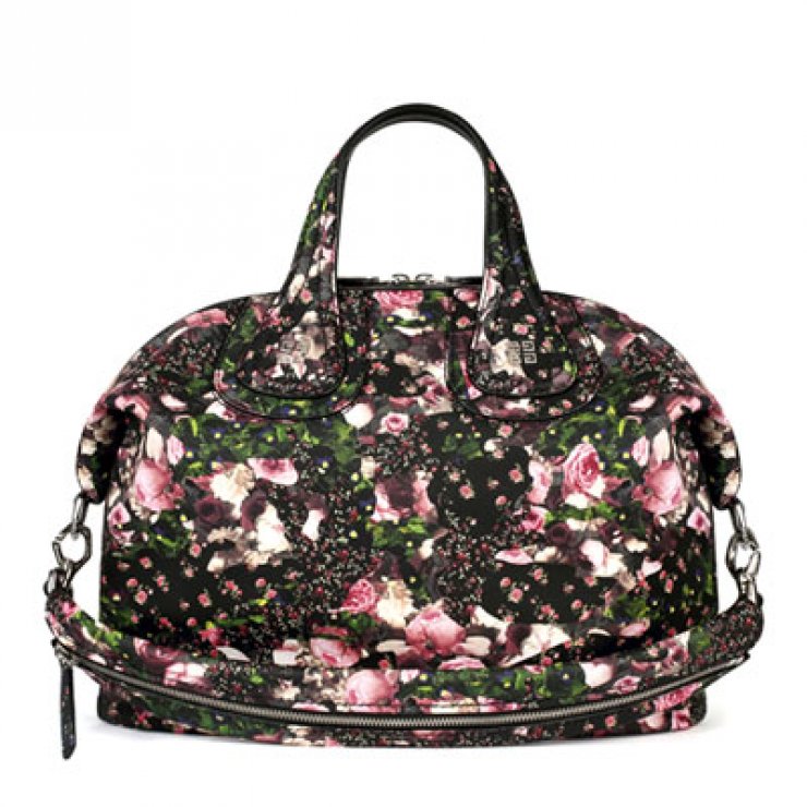 Τσάντα που "ανθίζει"!
