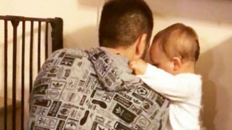 Baby boom στην ελληνική showbiz! Έλληνας τραγουδιστής θα γίνει για δεύτερη φορά μπαμπάς