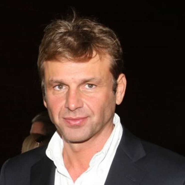 Ο Απόστολος Γκλέτσος επιστρέφει στην τηλεόραση σε κυπριακή σειρά!