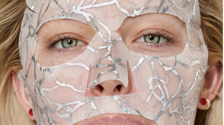 Θαμπό δέρμα τέλος! Αυτές οι δυο μάσκες θα σου προσφέρουν λάμψη στην επιδερμίδα σου