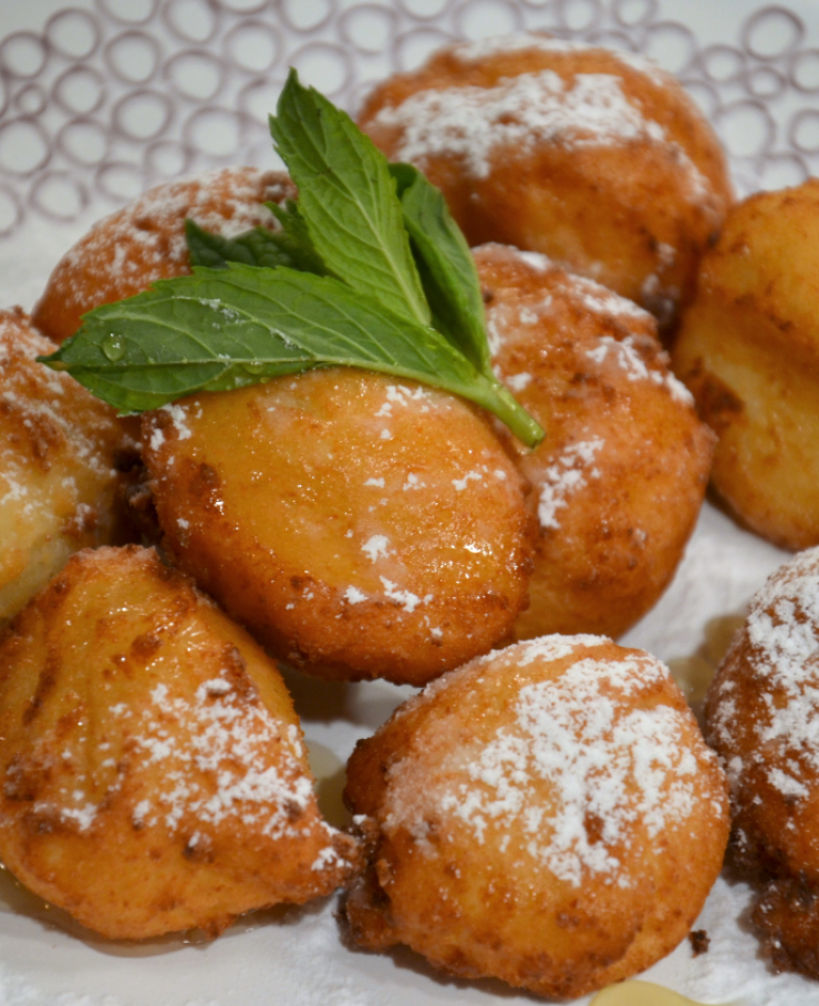 Παραδοσιακό γλυκό με τυρί από τη Μολδαβία