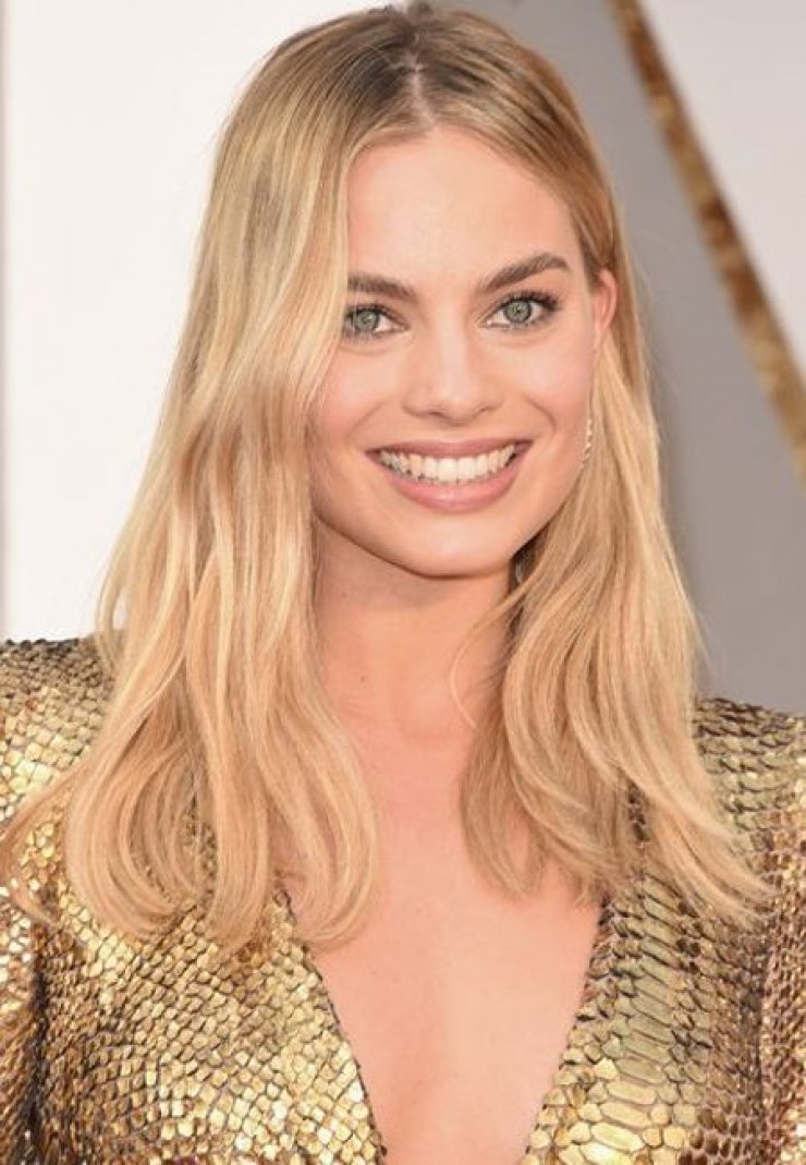 H make up artist Ιζαμπέλλα Χριστοδούλου μας παρουσιάζει βήμα βήμα πώς να υιοθετήσουμε ένα ατημέλητο look