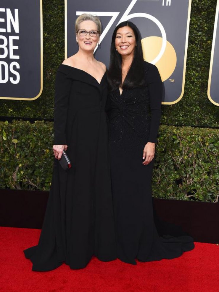 Χρυσές σφαίρες: Γιατί σχεδόν όλοι οι celebrities ντύθηκαν στα μαύρα;