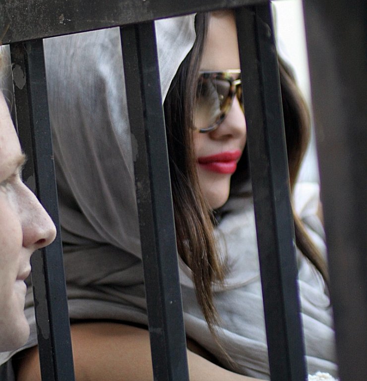 Selena Gomez: Πίσω από της φυλακής τα σίδερα!