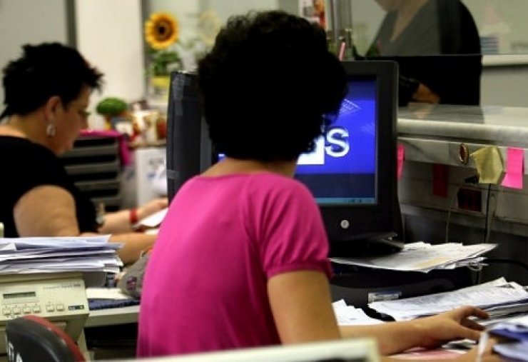 Γυναίκα μπήκε με όπλο στο Γραφείο Ευημερίας στη Λάρνακα 