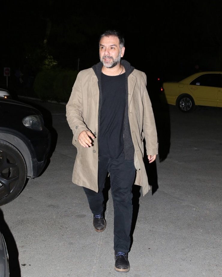 Με μηνύσεις απειλεί ο Γρηγόρης Αρναούτογλου για τις ανακρίβειες που γράφονται για την προσωπική του ζωή