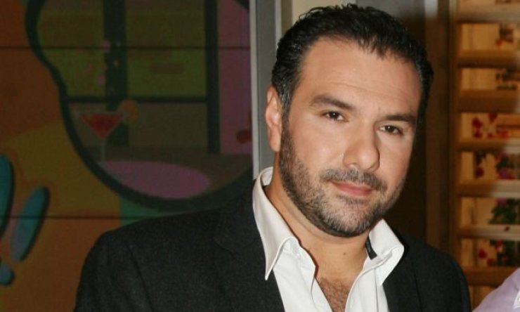  Ποια γυναίκα κλονίζει την ηρεμία του  Αρναούτογλου με καταγγελίες και εξώδικα