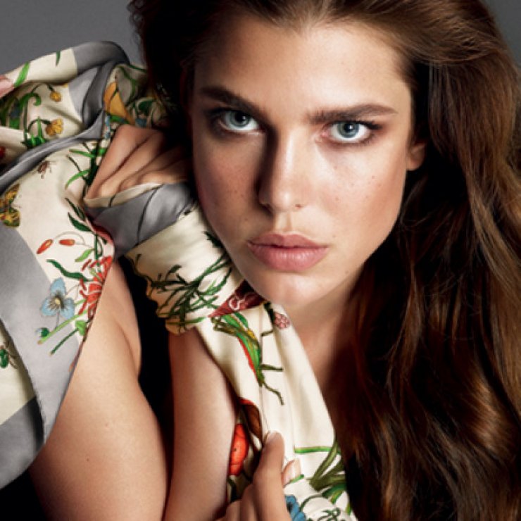 H Charlotte Casiraghi στην καμπάνια του οίκου Gucci "Forever Now"