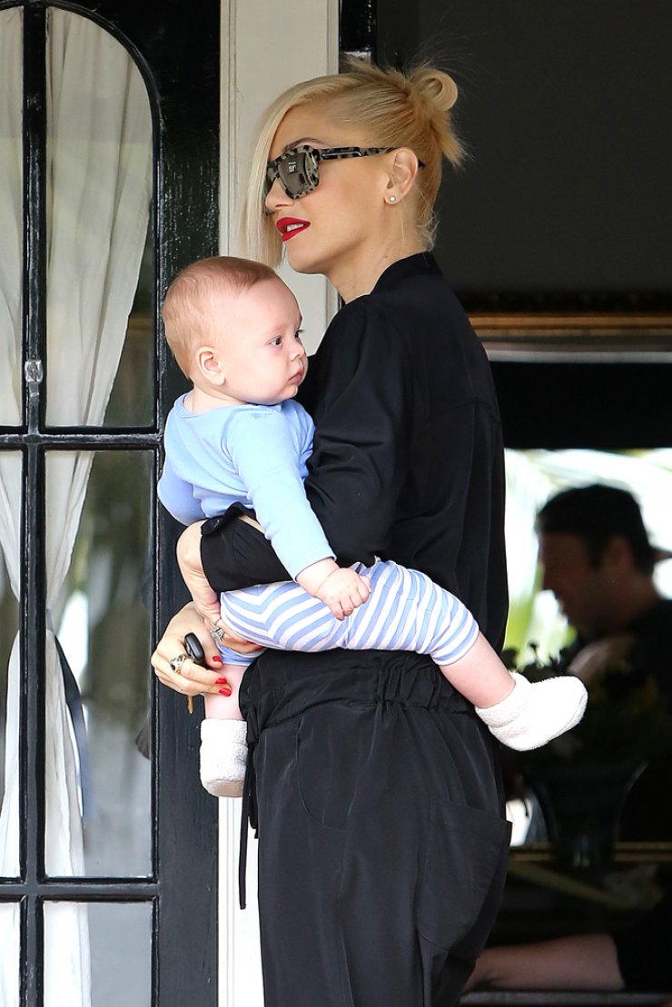 H Gwen Stefani με το νεογέννητο μωρό της [εικόνες]
