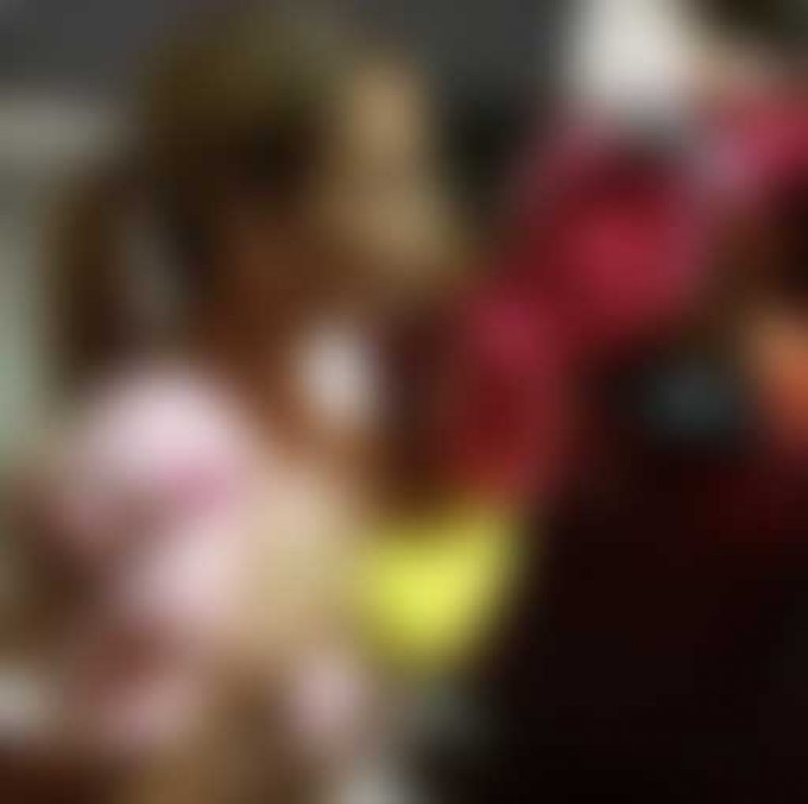 Γωγώ Αλεξανδρινού: Ποιου παιδικού ήρωα δίνει τρυφερό φιλί;