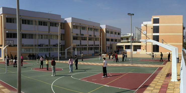 Ανοικτό το ενδεχόμενο να μην ανοίξουν τα σχολεία λόγω σκόνης