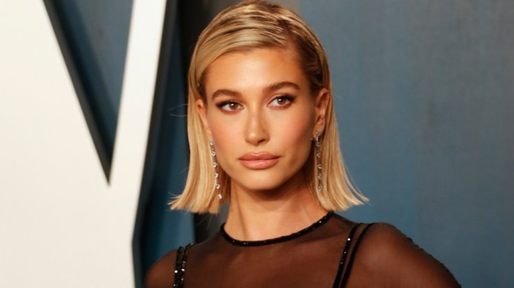 Hailey Bieber: Λανσάρει το δικό της beauty brand