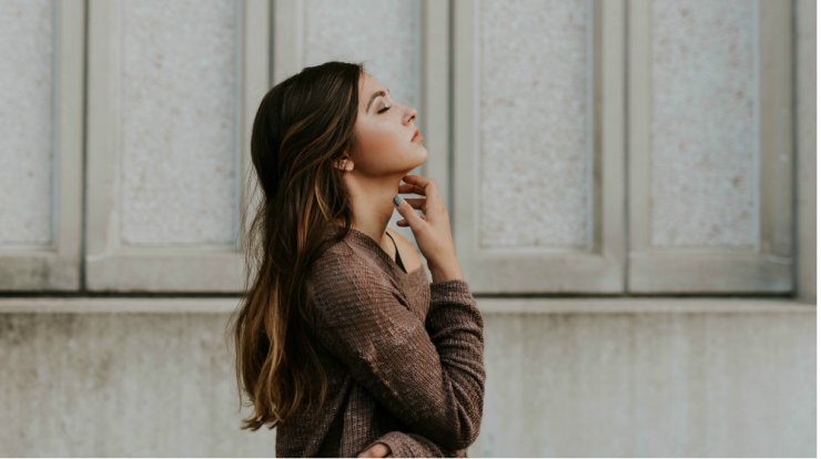 Υγιή, ενυδατωμένα μαλλιά και χρώμα που λάμπει ακόμα και ένα μήνα μετά τη βαφή